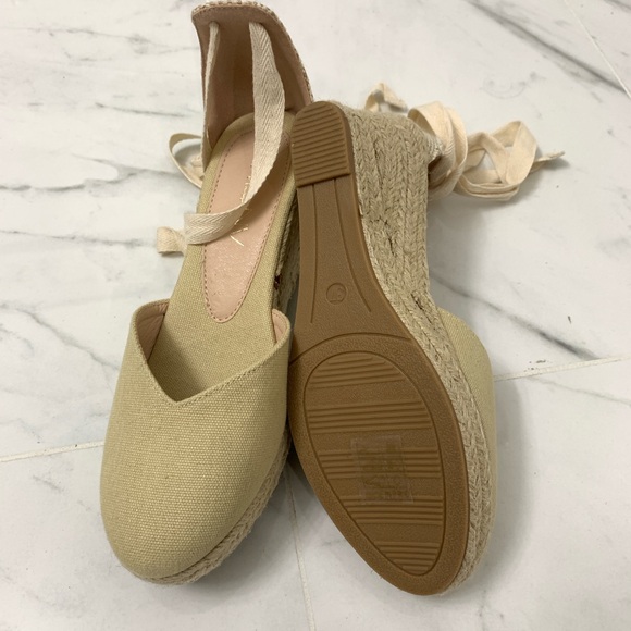 Women's Beige Cream Espadrille Sandal - Picture 2 of 2